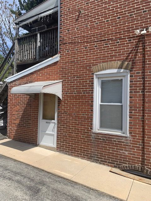 Building Photo - 815 Tremont Ave