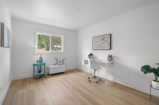 Building Photo - 5028 Cardinal Dr