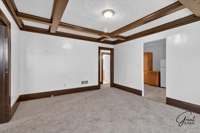 Building Photo - 58/60 Alger - FDR - T