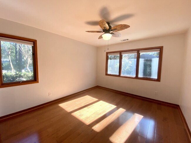 Building Photo - Rare opportunity to rent in Hilton Head Pl...
