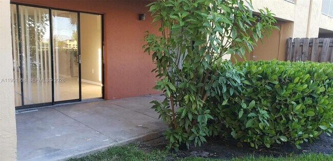 Building Photo - 5200 NW 31st Ave