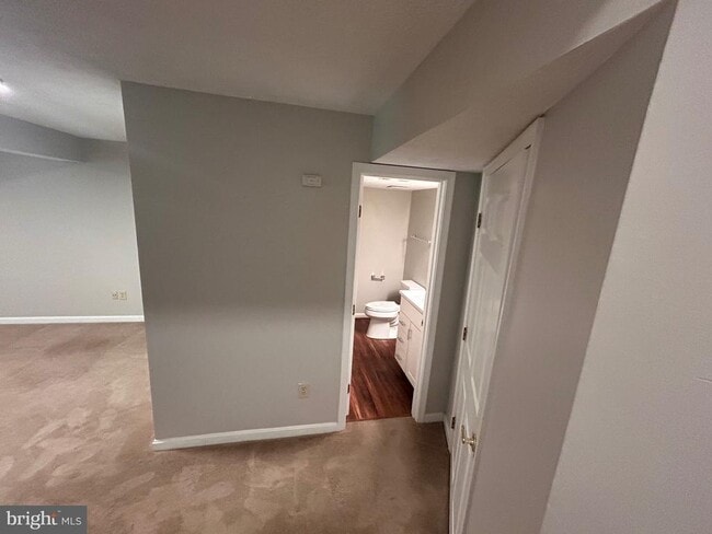 Building Photo - 1635 Elkwood Ct