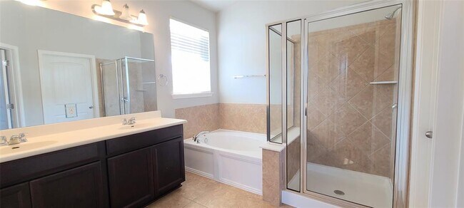 Building Photo - 412 Drystone Trail