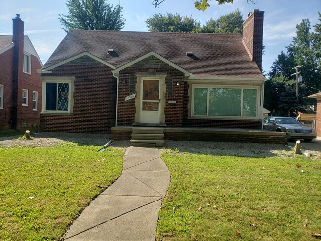 Building Photo - 16916 Collingham Dr