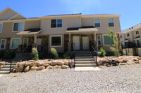 Building Photo - 3 Bed 2.5 Bath Townhome in Santaquin