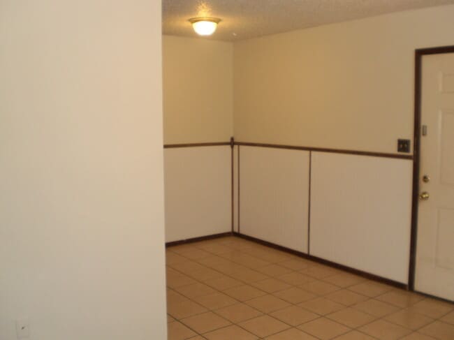 Building Photo - Cross Timbers Apartments