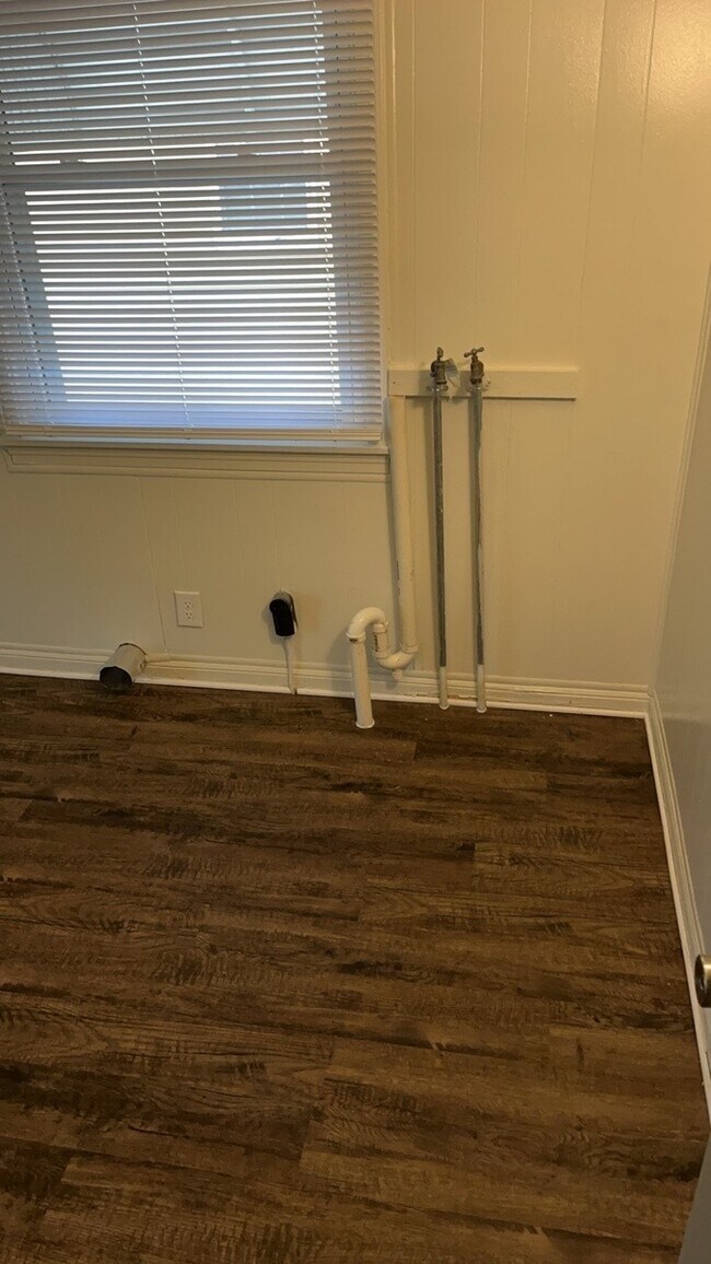 Building Photo - 1460 Kipling Dr