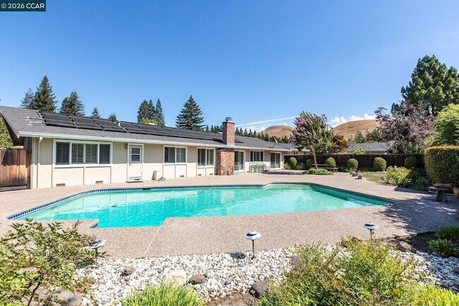Building Photo - 432 Stonefield Pl