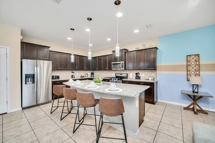 Building Photo - 8805 Bengal Ct