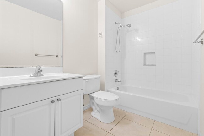 Building Photo - 26 Royal Palm Way