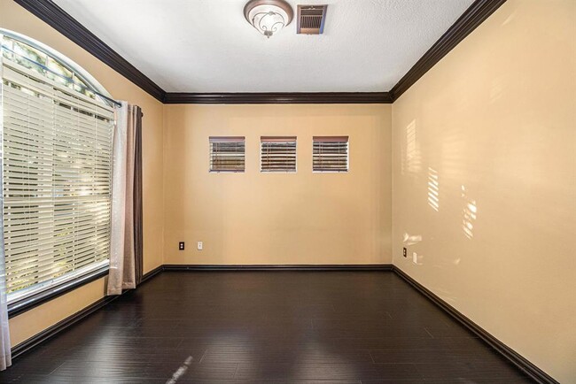 Building Photo - 4508 Biscayne Bend Ln