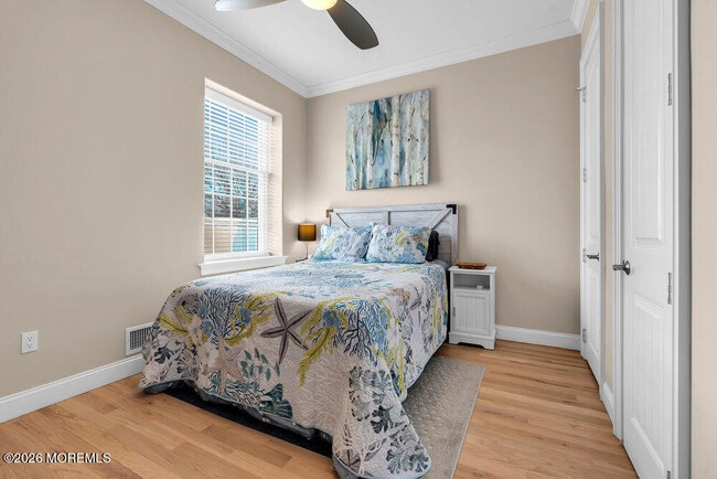 Building Photo - 120 10th Ave