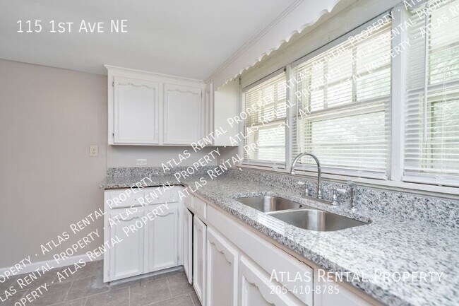 Building Photo - 115 1st Ave NE