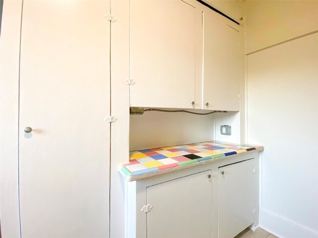 Building Photo - 7924 Ford St