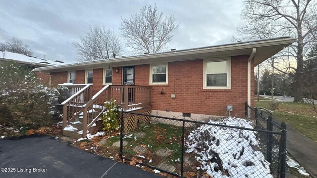 Building Photo - 6001 Applegate Ln