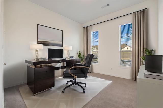 Building Photo - 2419 Doncaster Dr