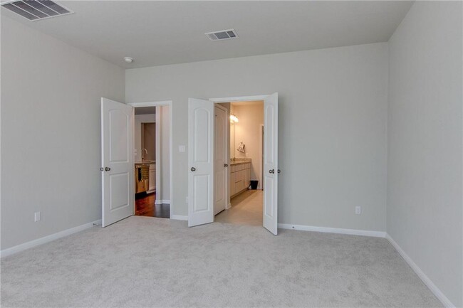 Building Photo - 2920 Coral Valley Dr
