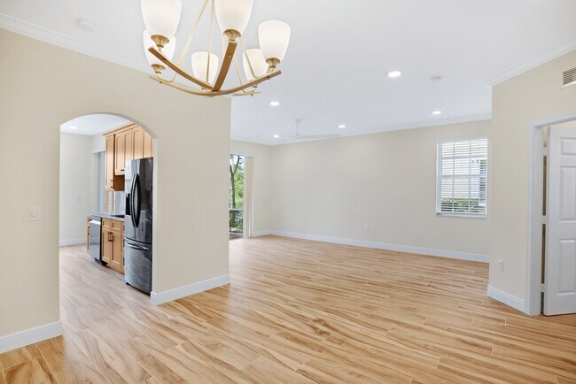 Building Photo - 7546 SW Herrington Ln