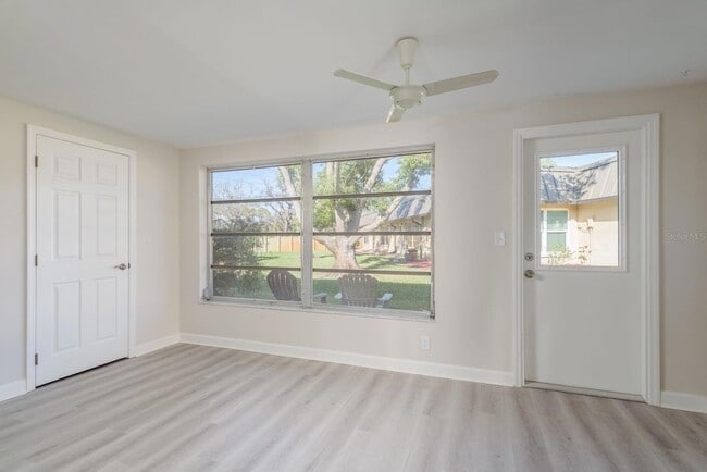 Building Photo - 4229 Stratford Dr