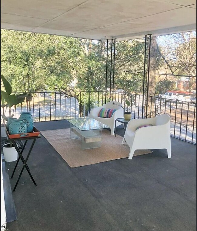 Building Photo - Midtown Retreat