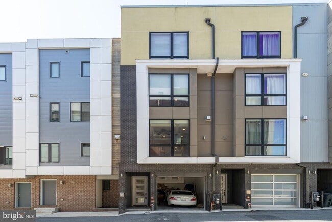 Building Photo - 110 Olive St