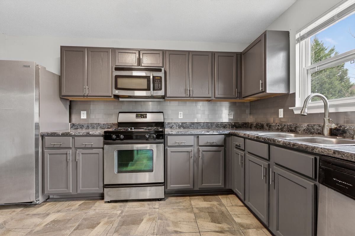 Building Photo - 5040 Estonian Dr