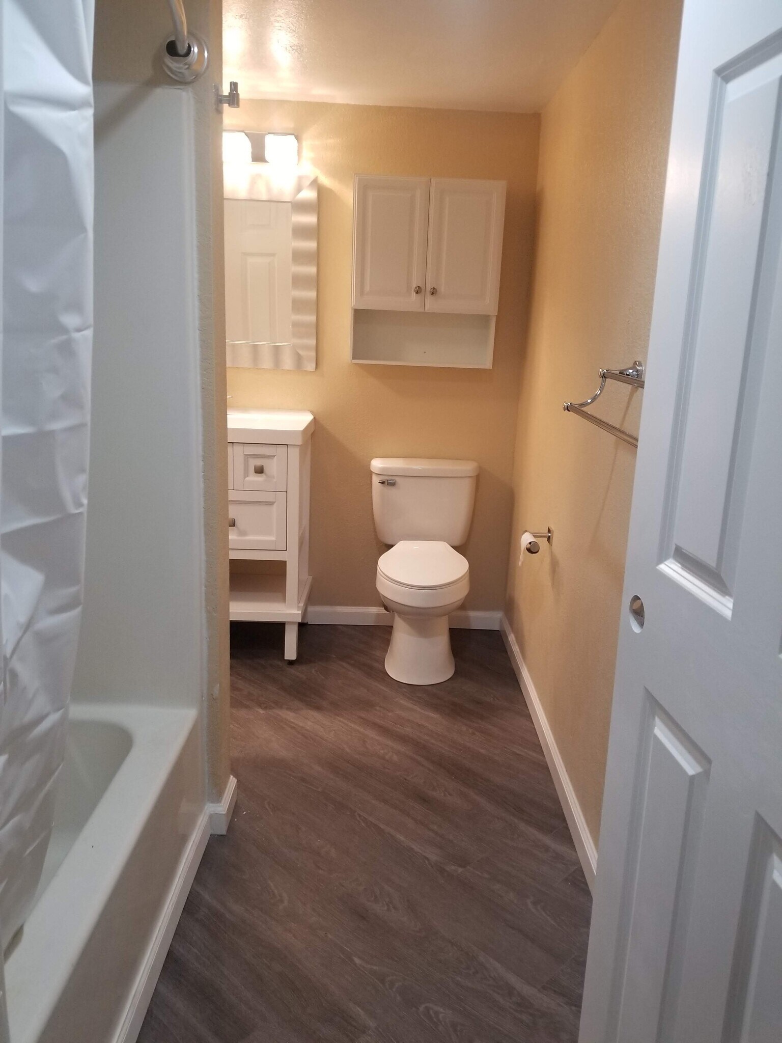 Building Photo - 24028 25th Ave S