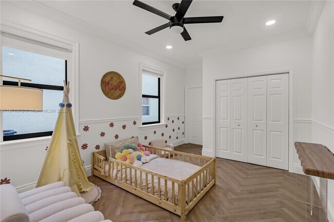 Building Photo - 5478 SW 189th Ave