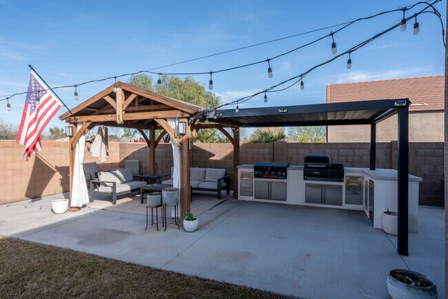 Building Photo - 9336 W Georgia Ave