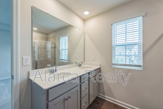 Building Photo - 14009 Castle Nook Dr