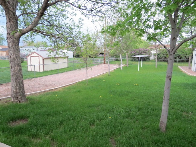 Building Photo - 3 BEDROOM | 2 BATH | SPACIOUS RAPID VALLEY...