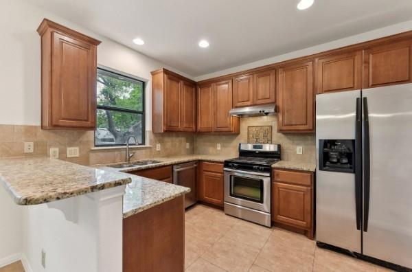 Building Photo - 10104 Missel Thrush Dr