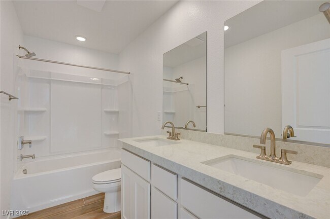 Building Photo - 8532 W Agate Ave