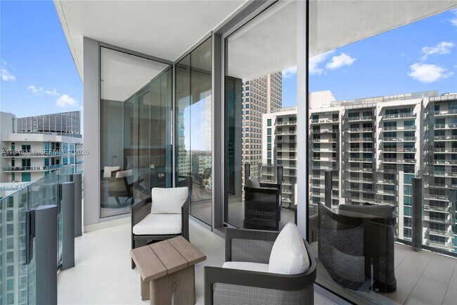 Building Photo - 300 Biscayne Blvd Way