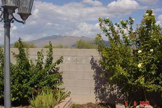 Building Photo - 4641 S Fenwick Dr