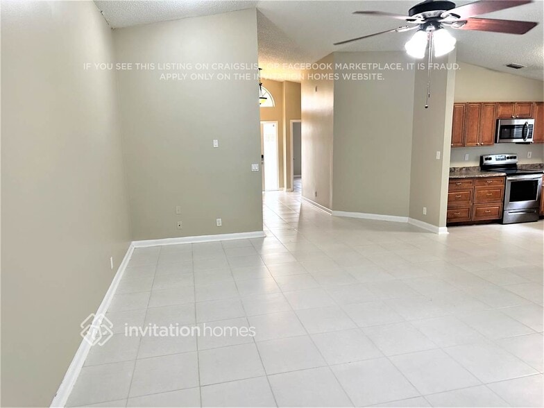 Building Photo - 1336 Waterway Cove Dr