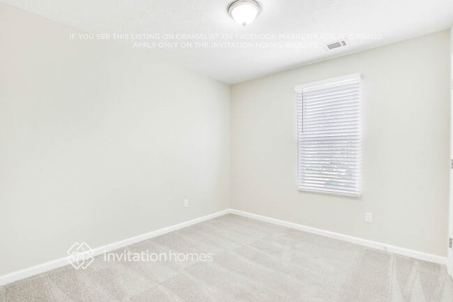 Building Photo - 1599 Clifton Downs Dr SE
