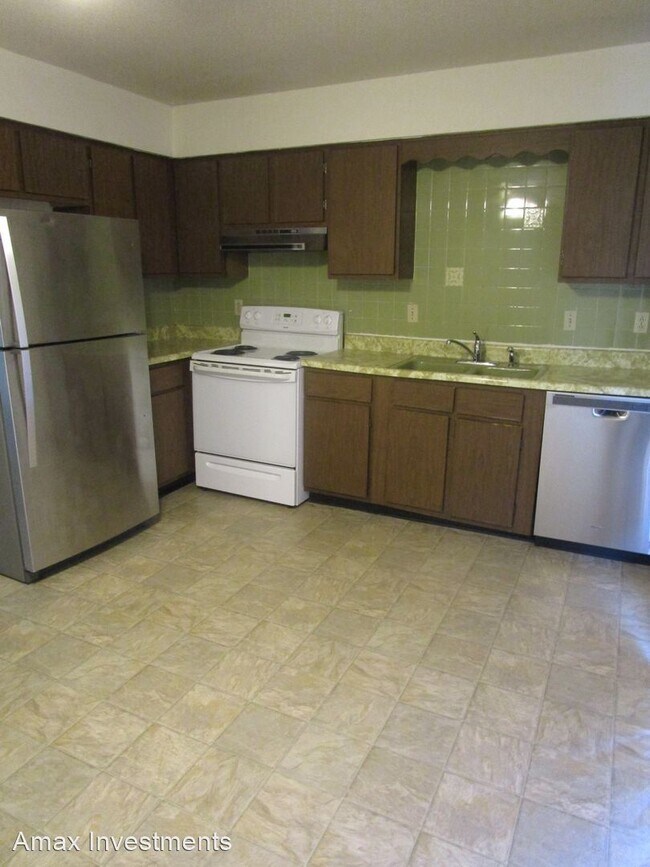 Building Photo - 1801-1803-1803 Garden Dr