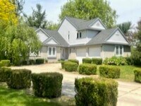 Building Photo - 5860 Par View Dr