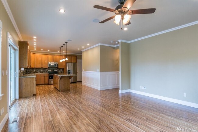 Building Photo - 16619 249th St E