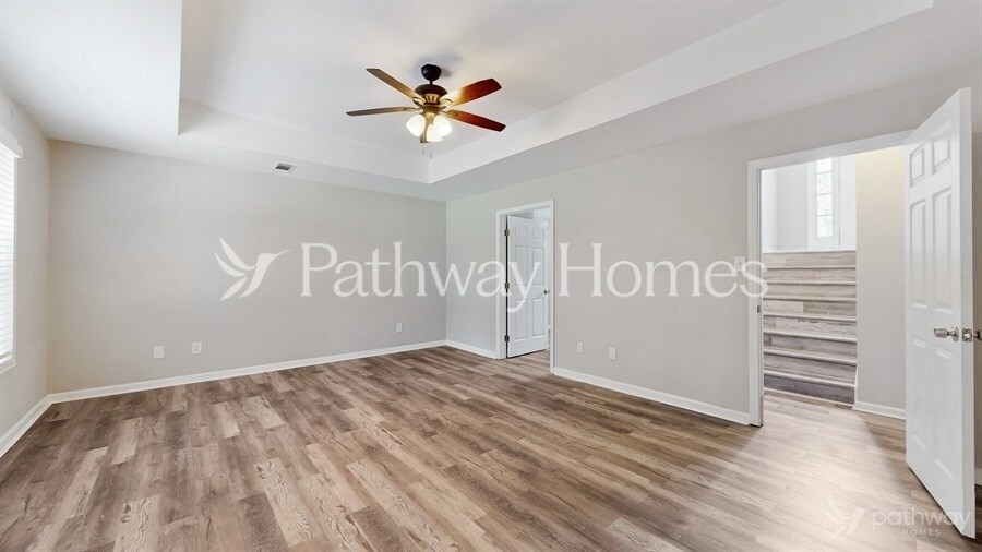 Building Photo - 10891 Knotty Pine Pl