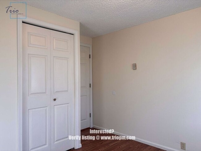 Building Photo - 2659 Canterbury St