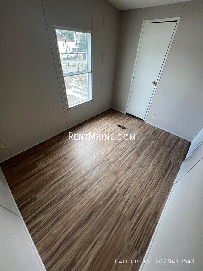 Building Photo - 45 Pheasant Hill Trailer Park