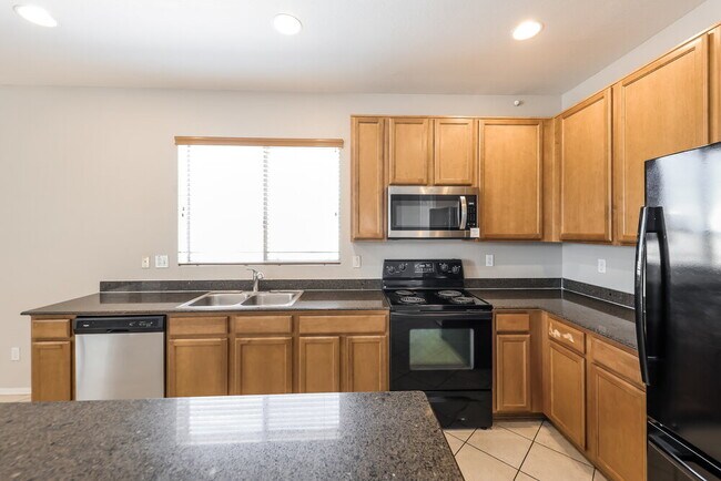 Building Photo - 9825 W El Caminito Dr