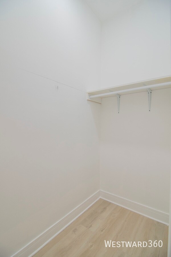 Building Photo - 4618 S Evans Ave