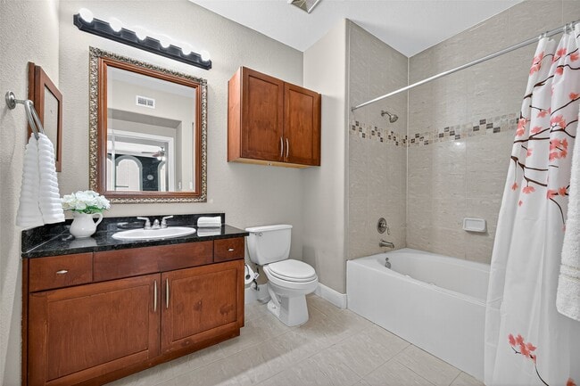 Building Photo - 2299 Lone Star Dr