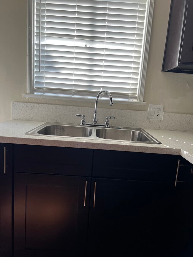 New kitchen cabinets - 14812 Magnolia Blvd