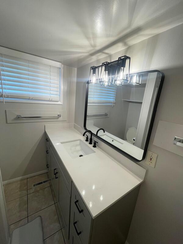 Building Photo - 348 S 600 E