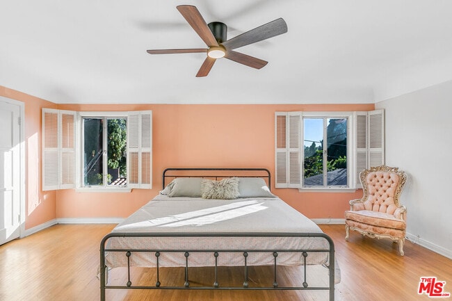 Building Photo - 1530 Valley View Rd