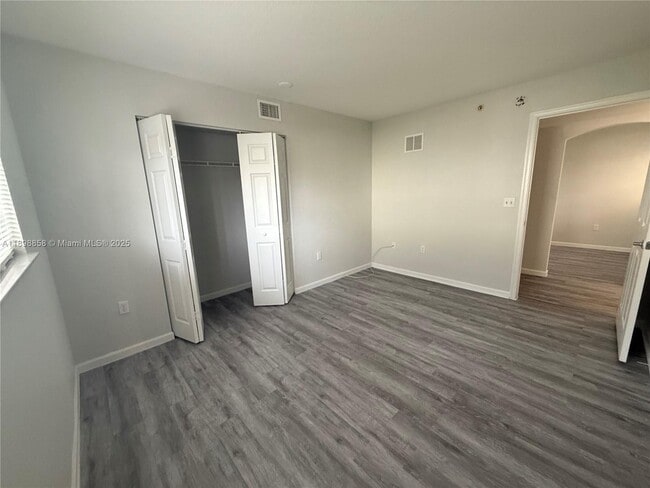 Building Photo - 3452 Cypress Trail